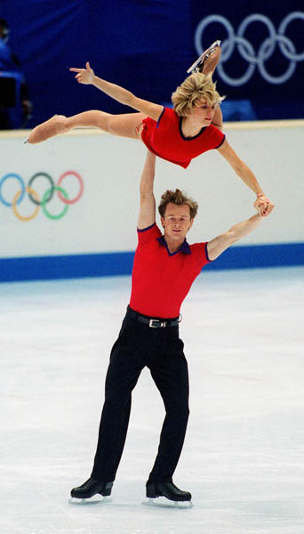 Canada's figure skating pairs team; (Left to Right) Kristy Sargeant and Kris Wirtz are seen at the 1998 Nagano Winter Olympic Games.(CP Photo/ COA)
