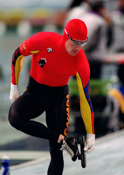 Canada's Neal Marshall prepares to race in the speed skating portion of the 1998 Nagano Winter Olympics. (CP PHOTO/COA)