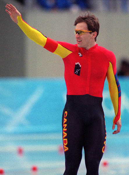 Canada's Sylvain Bouchard waves to the crowd after skating the long track at the 1998 Nagano Winter Olympics. (CP PHOTO/COA)