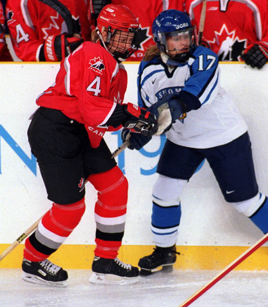 Canada's Becky Kellar in action against her opponent at the 1998 Nagano Winter Olympics. (CP PHOTO/COA)