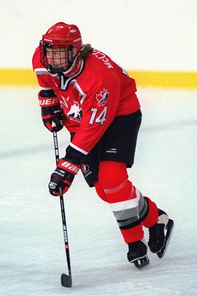 Canada's  Kathy McCormak playing hockey at the 1998 Nagano Winter Olympics. (CP PHOTO/COA)