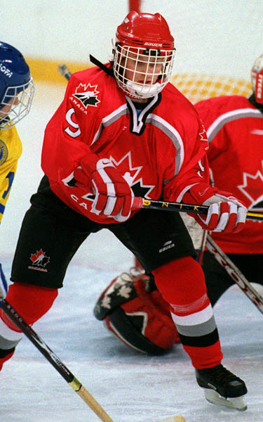 Canada's Fiona Smith in action against her opponents at the 1998 Nagano Winter Olympics. (CP PHOTO/COA)
