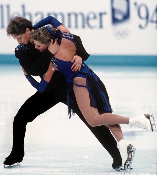 Canada's Victor Kraatz and Shae-Lynn Bourne at the 1994 Lillehammer Winter Olympics. (CP PHOTO/ COA)
