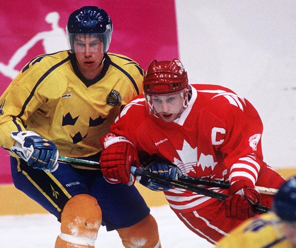 Canada's Fabian Joseph in action against Sweden at the 1994 Lillehammer Winter Olympics. (CP PHOTO/ COA)