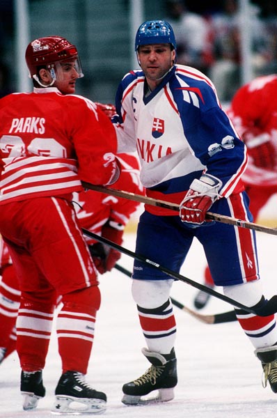 Canada's Greg Parks in action against Slovakia's Peter Stastny at the 1994 Lillehammer Winter Olympics. (CP PHOTO/ COA)