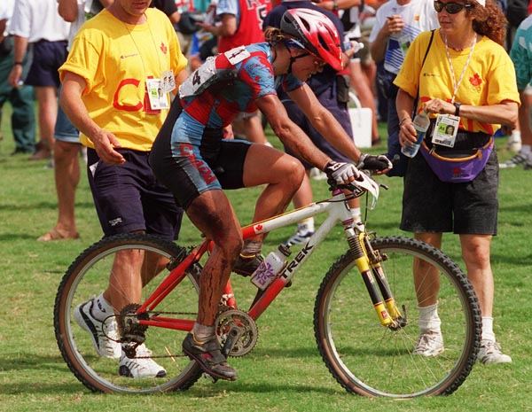 Canada's Alison Sydor competing in the cross country cycling event at the 1996 Atlanta Summer Olympic Games. (CP PHOTO/COA/Mike Ridewood)