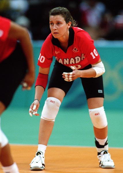 Canada's Lori Mundt competing in the women's volleyball event at the 1996 Atlanta Summer Olympic Games. (CP PHOTO/COA/Scott Grant)