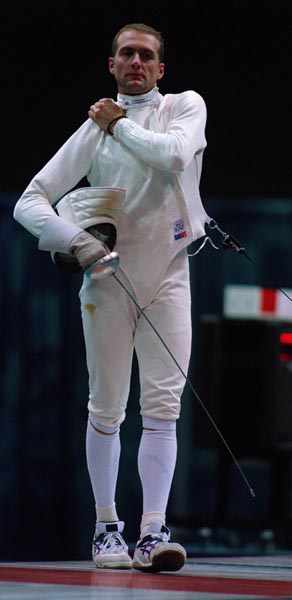 Canada's Jean-Marc Chouinard competing in the fencing event at the 1996 Atlanta Summer Olympic Games. (CP PHOTO/COA/Claus Andersen)