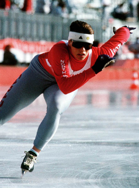 Canada's Catriona Lemay competing in the speed skating event at the 1992 Albertville Olympic winter Games. (CP PHOTO/COA/Scott Grant)