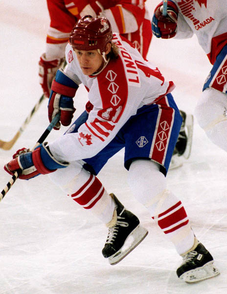 Canada's Chris Lindberg competing in the Gold Medal game against the Unified Team in which Canada won Silver at the 1992 Albertville Olympic winter Games. (CP PHOTO/COA/Scott Grant)
