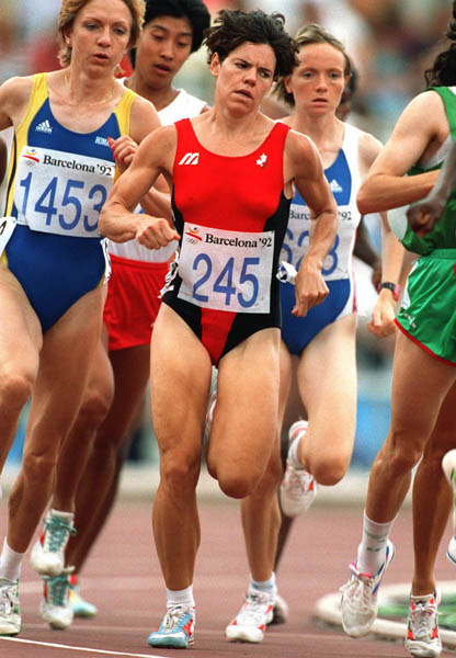 Canada's Paula Schnurr competing in the 1500m event at the 1992 Olympic games in Barcelona. (CP PHOTO/ COA/ Claus Andersen)