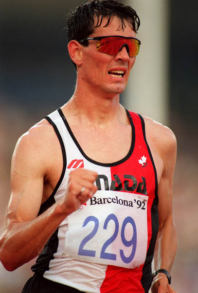 Canada's Guillaume LeBlanc competing in the 50km walk event at the 1992 Olympic games in Barcelona. (CP PHOTO/ COA/ Claus Andersen)