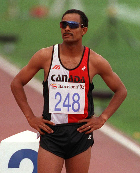 Canada's Freddie Williams competing in the 800m event at the 1992 Olympic games in Barcelona. (CP PHOTO/ COA/ Claus Andersen)