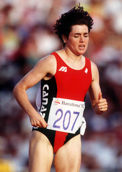 Canada's Debbie Bowker competing in the 1500m event at the 1992 Olympic games in Barcelona. (CP PHOTO/ COA/ Claus Andersen)