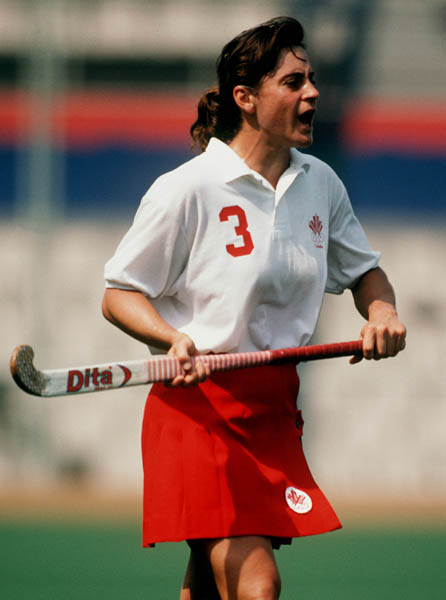 Canada's Deb Covey competing in the field hockey event at the 1992 Olympic games in Barcelona. (CP PHOTO/ COA/Ted Grant)