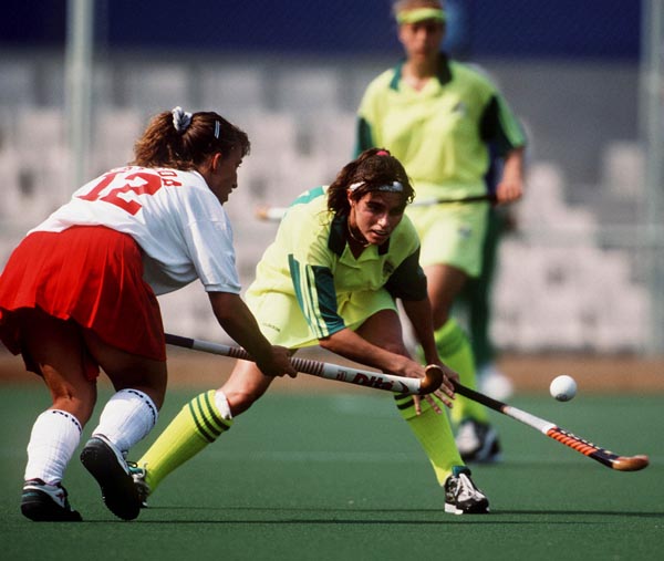 Canada's Laurelee Kopeck (left) competing in the field hockey event at the 1992 Olympic games in Barcelona. (CP PHOTO/ COA/Ted Grant)