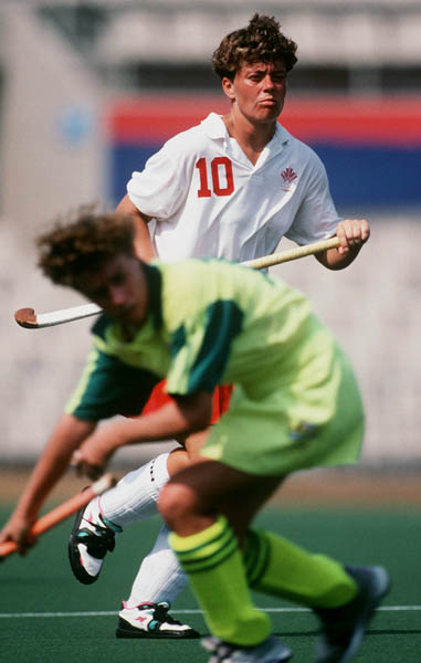 Canada's Bernie Bowyer (10) competing in the field hockey event at the 1992 Olympic games in Barcelona. (CP PHOTO/ COA/Ted Grant)