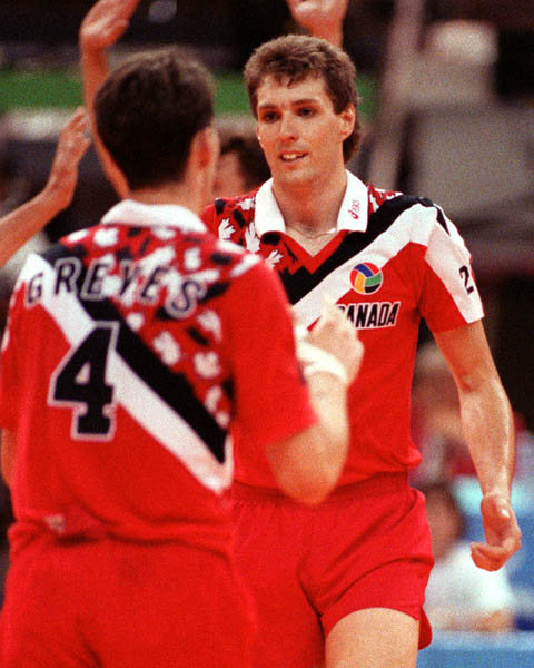 Canada's Bill Knight (right) competing in the volleyball event at the 1992 Olympic games in Barcelona. (CP PHOTO/ COA/ Claus Andersen)