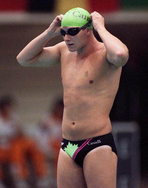 Canada's Tom Ponting competing in the swimming event at the 1988 Olympic games in Seoul. (CP PHOTO/ COA/ Cromby McNeil)