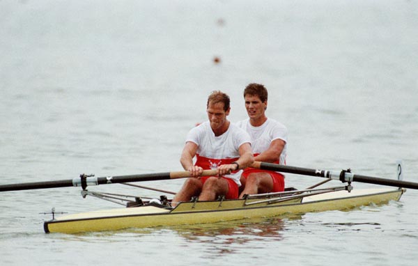 Canada's Don Dickinson (right) and David Johnson competing in the rowing event at the 1988 Olympic games in Seoul. (CP PHOTO/ COA/ Cromby McNeil)