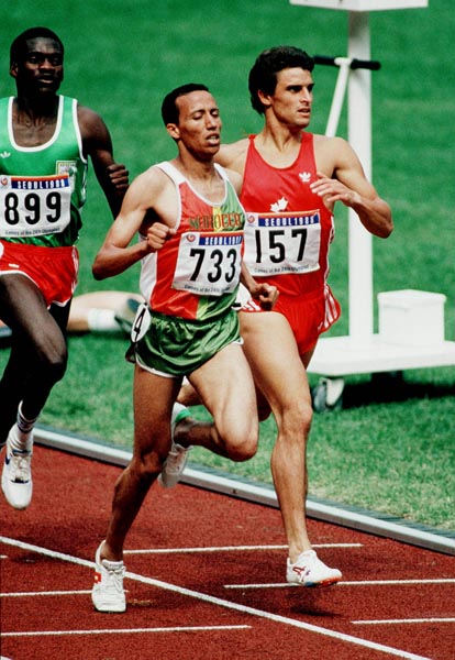 Canada's Simon Hoogewerf (157) competing in the 800m  event at the 1988 Olympic games in Seoul. (CP PHOTO/ COA/Tim O'Lett)