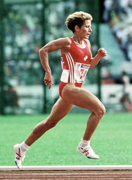 Canada's Sue Lee competing in the 10 000m event at the 1988 Olympic games in Seoul. (CP PHOTO/ COA/F.S.Grant)