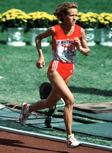 Canada's Ellen Rochefort competing in the marathon  event at the 1988 Olympic games in Seoul. (CP PHOTO/ COA/F.S.Grant)