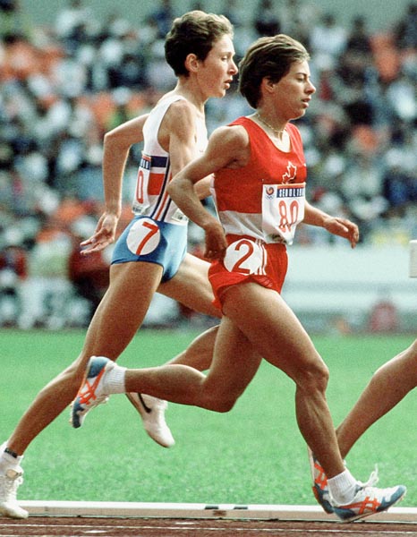 Canada's Carole Rouillard competing in the 10 000m  event at the 1988 Olympic games in Seoul. (CP PHOTO/ COA/F.S.Grant)
