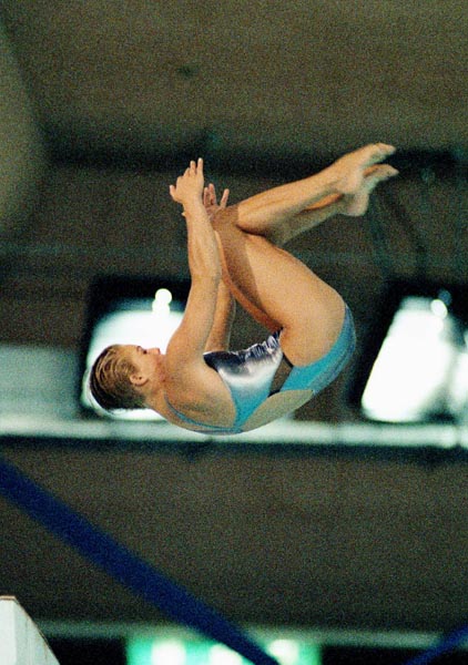 Canada's Wendy Fuller-Reich competing in the diving event at the 1988 Olympic games in Seoul. (CP PHOTO/ COA/C.McNeil)