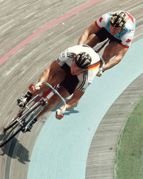 Canada's Curt Harnett competing in the cycling event at the 1988 Olympic games in Seoul. (CP PHOTO/ COA/Ted Grant)