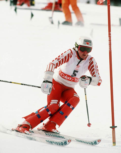 Canada's Michelle McKendry participates in the alpine ski event at the 1988 Winter Olympics in Calgary. (CP PHOTO/ COA/C. McNeil)