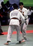 Nicolas Gill du Canada ( gauche) participe  une preuve de judo aux Jeux olympiques de Sydney de 2000. (Photo PC/AOC)
