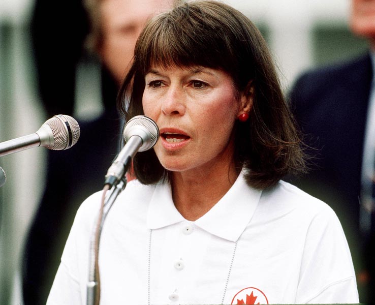 Canada's Carol Anne Letheren gives a speech during the flag raising ceremony at the 1988 Olympic games in Seoul. (CP PHOTO/ COA/ Cromby McNeil)
