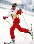 Jean-Marc Rozon du Canada participe  l'preuve de sauts en ski acrobatique aux Jeux olympiques d'hiver de Calgary de 1988. (Photo PC /AOC)