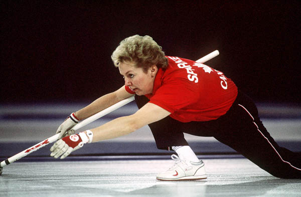 Canada's Lindsay Sparkes competes in the curling event at the 1988 Calgary Olympic winter Games. (CP PHOTO/COA/Ted Grant)