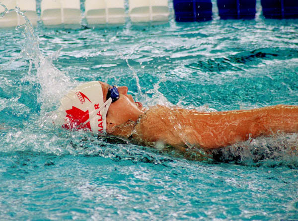 Joanne Malar du Canada participe  une preuve de natation aux Jeux olympiques d'Atlanta de 1996. (Photo PC/AOC)