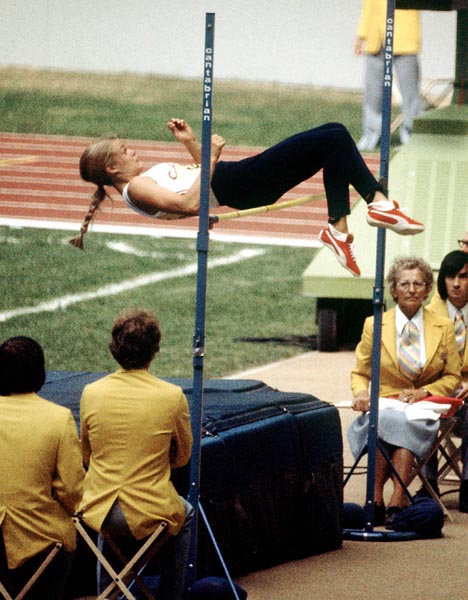 Canada's Diane Jones competes in the high jump event at the 1976 Olympic games in Montreal. (CP PHOTO/ COA/RW)