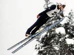 Ron Richards du Canada prend part au saut  ski aux Jeux olympiques d'hiver de Sarajevo de 1984. (Photo PC/AOC)