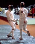 Marie-Huguette Cormier du Canada participe  une preuve d'escrime aux Jeux olympiques de Soul de 1988. (PC Photo/AOC)