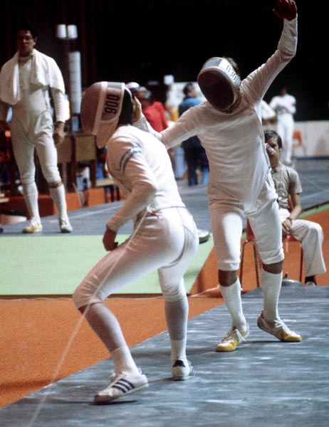 Canada's Geza Tatrallyay competing in the fencing event at the 1976 Olympic games in Montreal. (CP PHOTO/ COA/ BB)