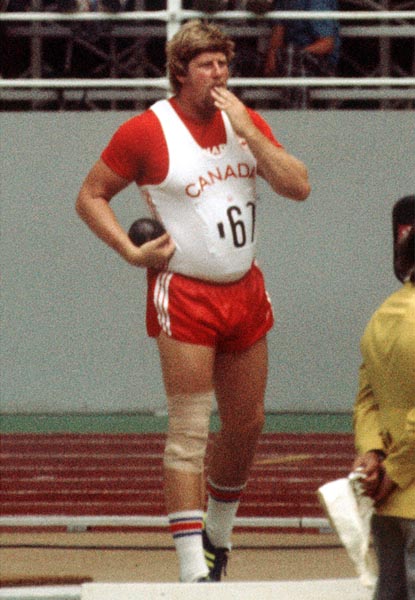 Canada's Bruce Pirnie competes in the shot put event at the 1976 Olympic games in Montreal. (CP PHOTO/ COA/RW)