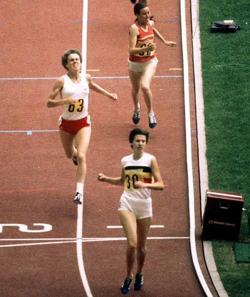 Canada's Abby Hoffman (middle) competes in an athletics event at the 1976 Olympic games in Montreal. (CP PHOTO/ COA/RW)