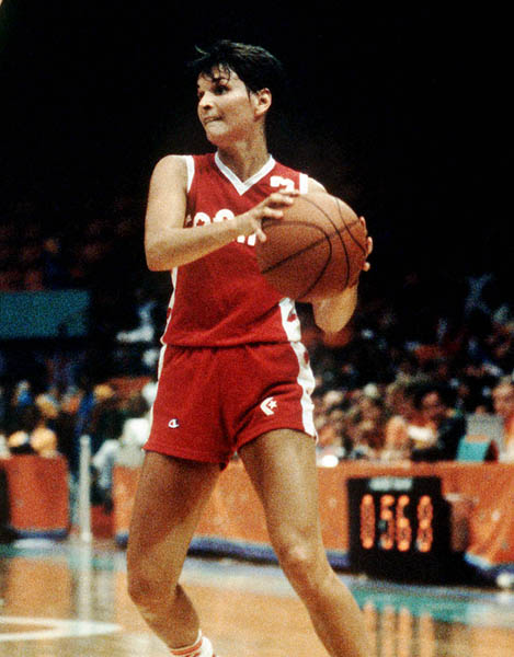 Canada's Debbie Huband plays in women's basketball action at the 1984 Olympic Games in Los Angeles. (CP PHOTO/COA/JM)
