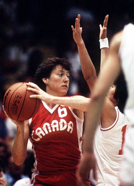 Canada's Anna Pendergast looks for a receiver during women's basketball action at the 1984 Olympic Games in Los Angeles. (CP PHOTO/COA/JM)
