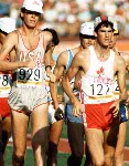 Franois Lapointe du Canada participe  l'preuve de marche olympique aux Jeux olympiques de Soul de 1988. (Photo PC/AOC)
