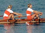 Les soeurs Daniele (gauche) et Silken Laumann du Canada participent au deux d'aviron fminin aux Jeux olympiques de Los Angeles de 1984. (Photo PC/ AOC)