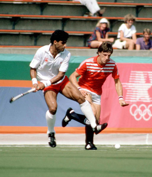 Canada's Satinder Chohan (left) plays field hockey at the 1984 Los Angeles Olympic Games. (CP Photo/ COA/ Ted Grant)