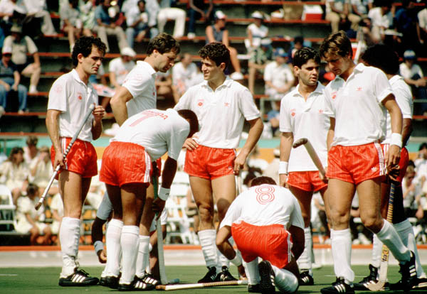 Canadian men's field hockey team at the 1984 Los Angeles Olympic Games. (CP Photo/ COA/ Ted Grant)