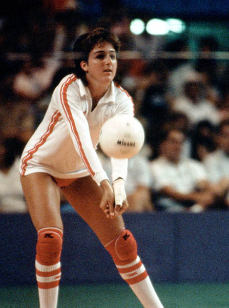 Canada's Dianne Ratnik competes in the women's volleyball event at the 1984 Los Angeles Summer Olympic Games. (CP PHOTO/COA/Scott Grant)