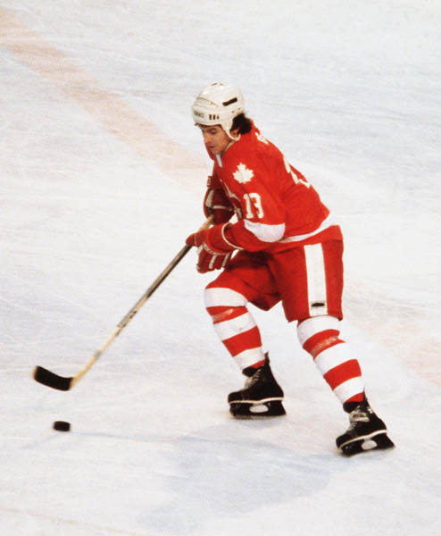 Canada's Dan D'Alvise participates in hockey action against the Netherlands at the 1980 Winter Olympics in Lake Placid. (CP PHOTO/ COA/ )